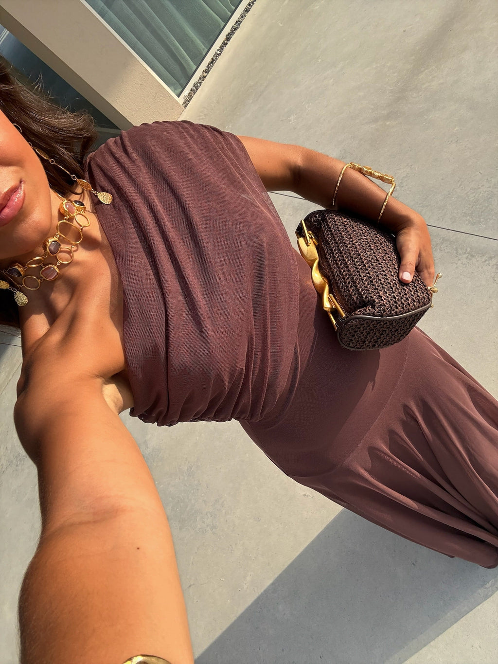 VICTORIA | OFF-SHOULDER PLEATED MAXI JURK