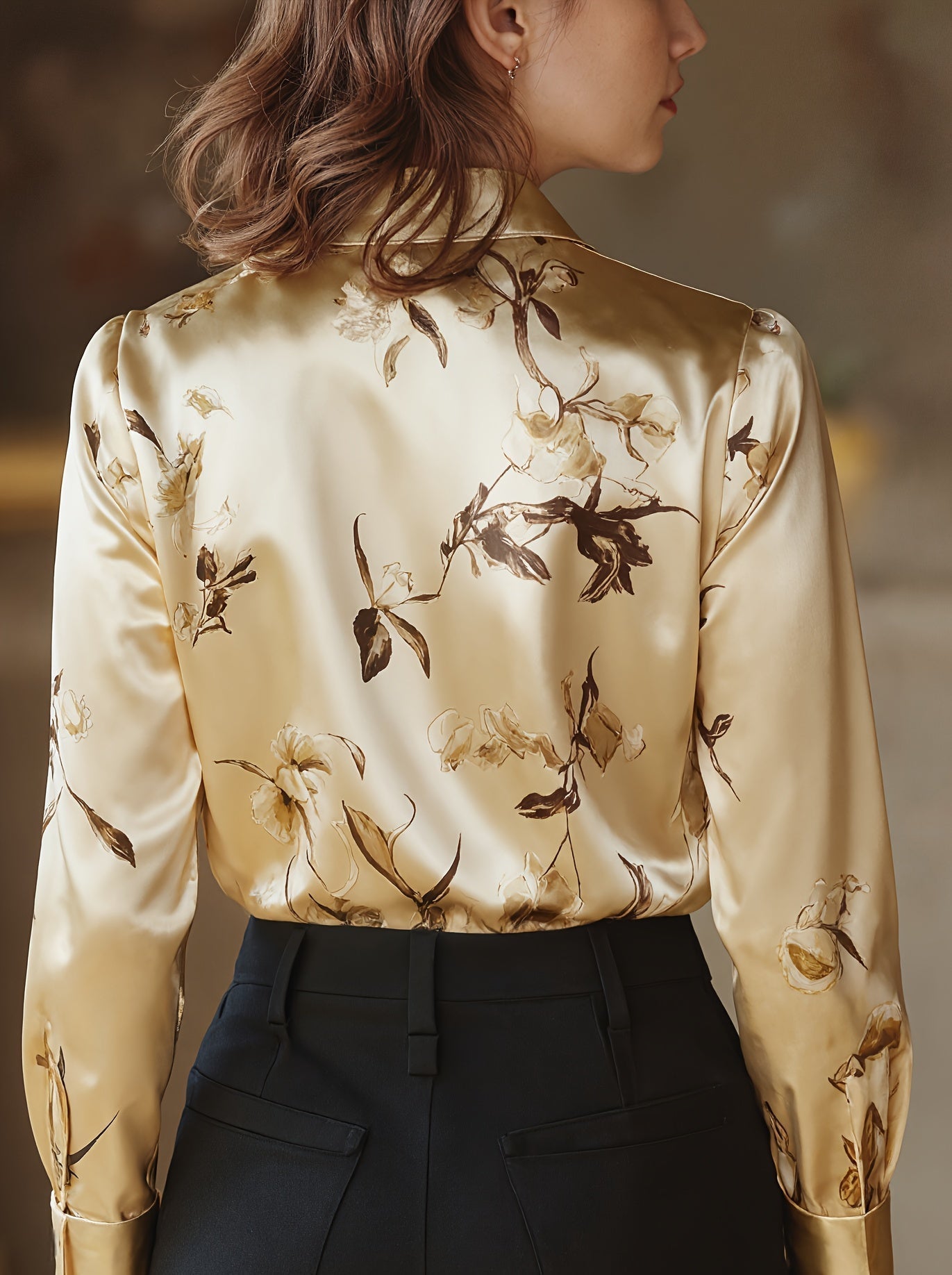 Monique™ Elegante Satijnen Blouse