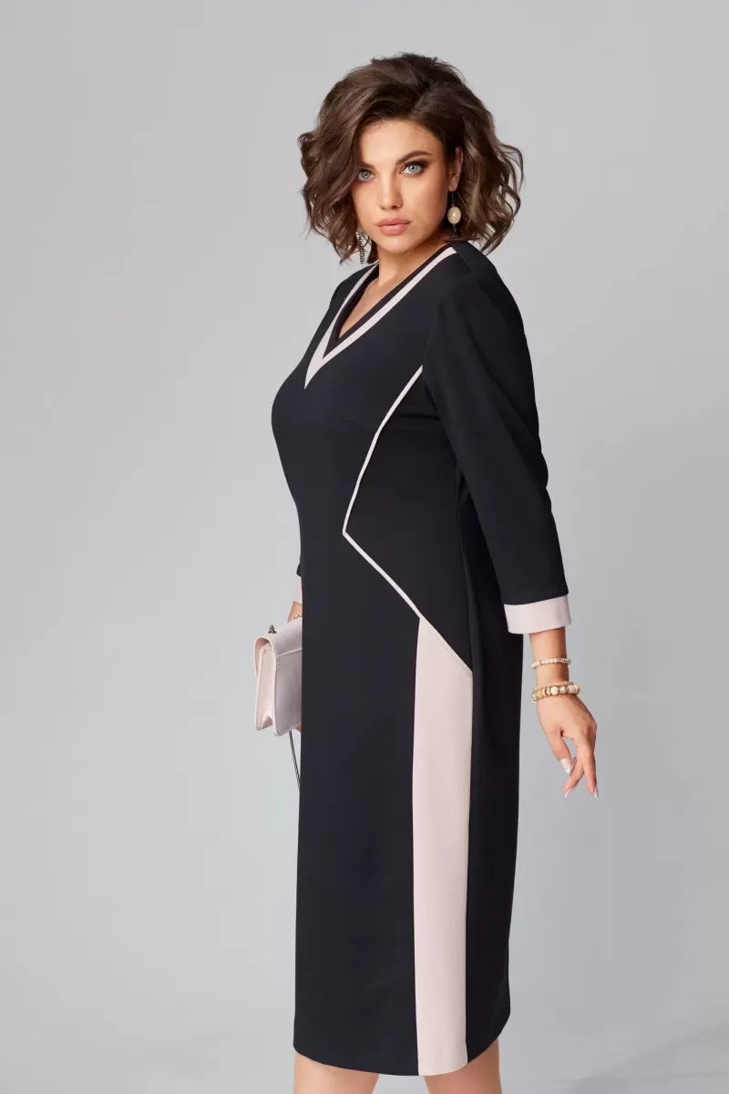 Alexa™ Elegante V-hals jurk