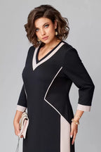 Alexa™ Elegante V-hals jurk