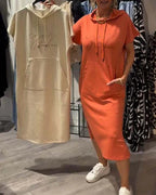 BEVERLEY | CASUAL KORTE MOUWEN HOODED MIDI JURK MET ZAKKEN