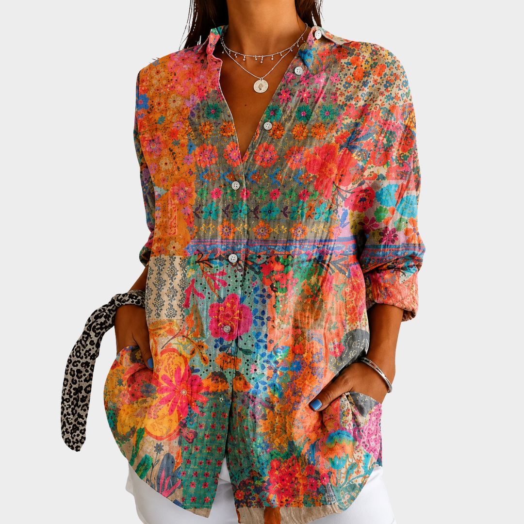 SADIE | ZONOVERGOTEN WILDFLOWER PATCHWORK KNOP-VOREN BLOUSE