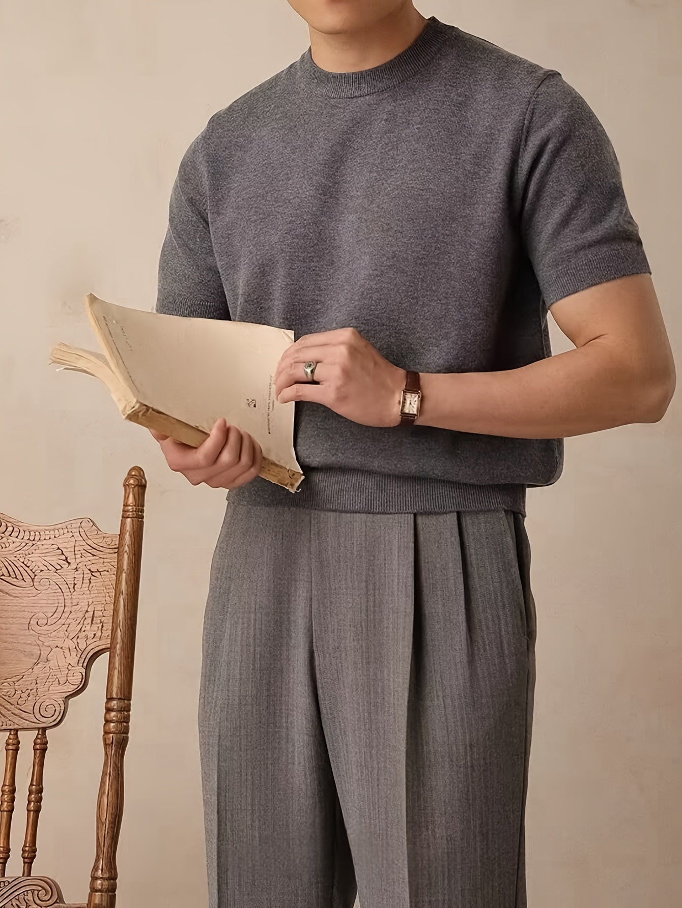 Emerson | Verfijnde Crew-Neck Korte Mouw Top