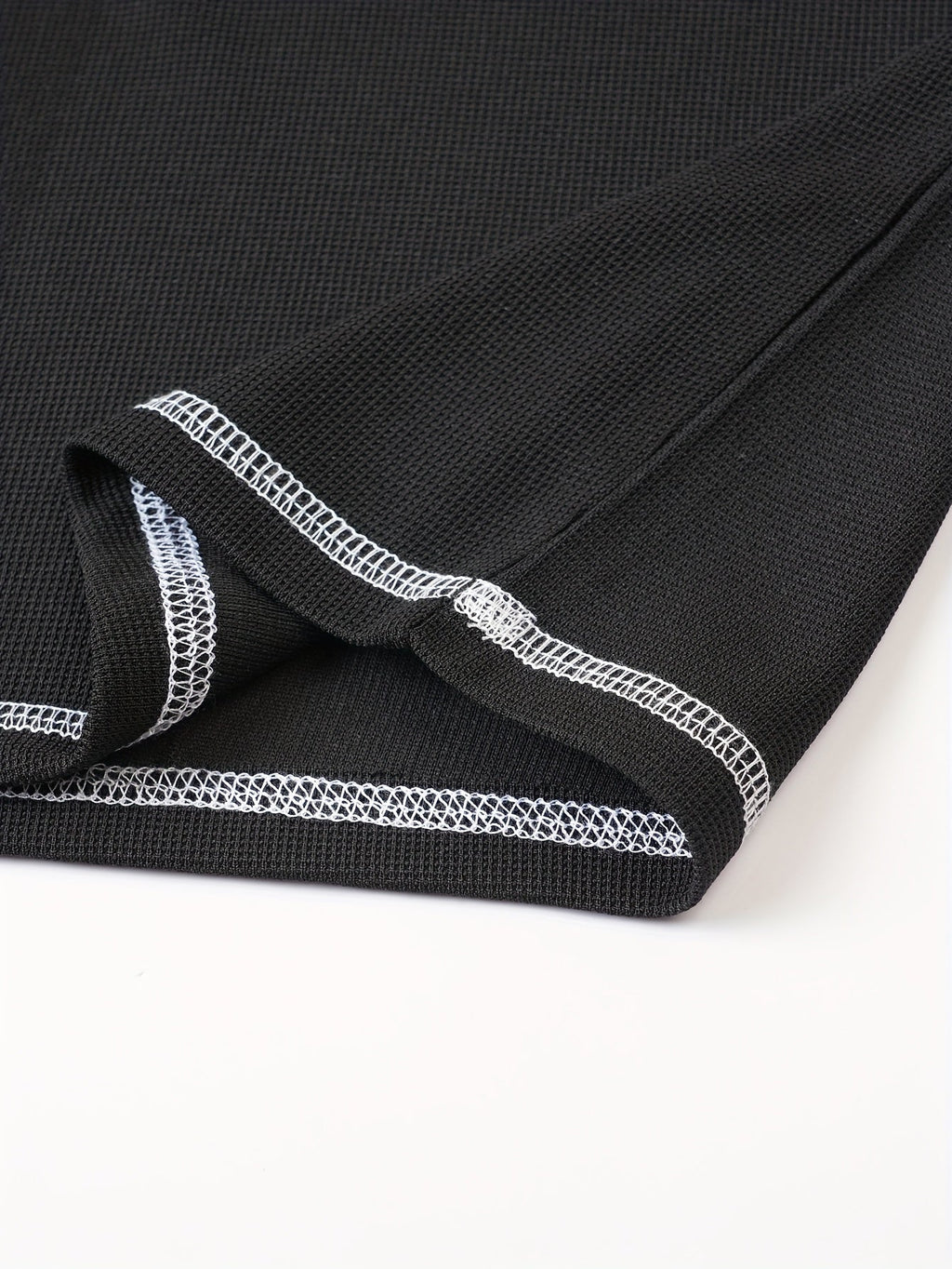 Maxwell | Getextureerde Knop-Hals T-shirt