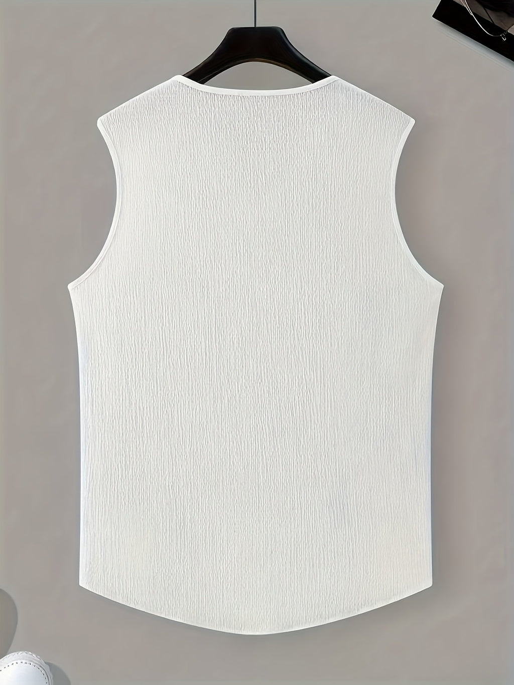 Damon | Ontspannen Split-Neck Tanktop