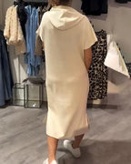 BEVERLEY | CASUAL KORTE MOUWEN HOODED MIDI JURK MET ZAKKEN