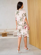 LEANNE | FLORAL CHIFFON KORTE MOUWEN JURK MET RUFFLE HEM