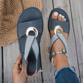 Skylar | Lage sandalen met metalen gesp