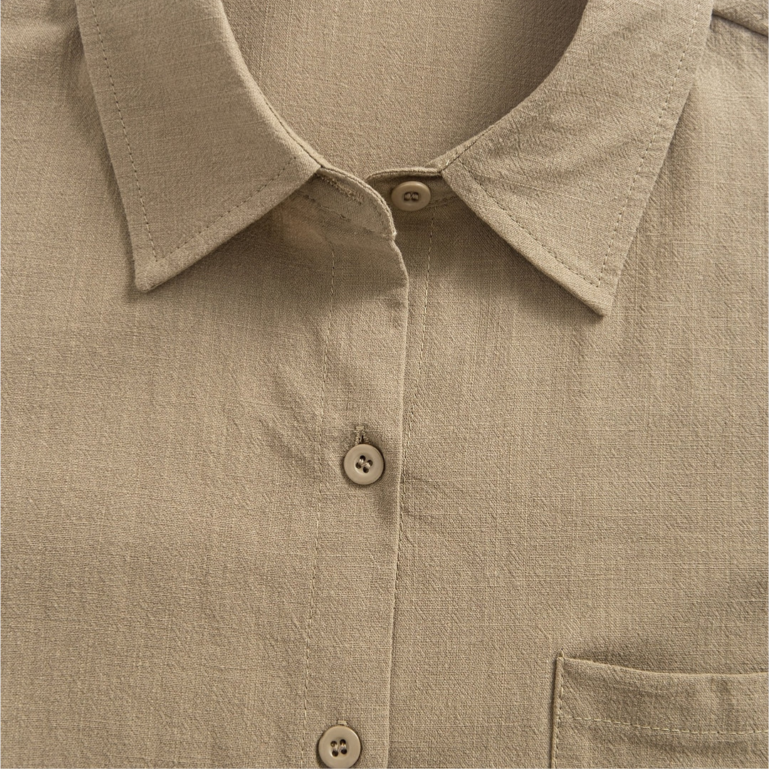 Noemi™ Zachte klassieke pocket blouse