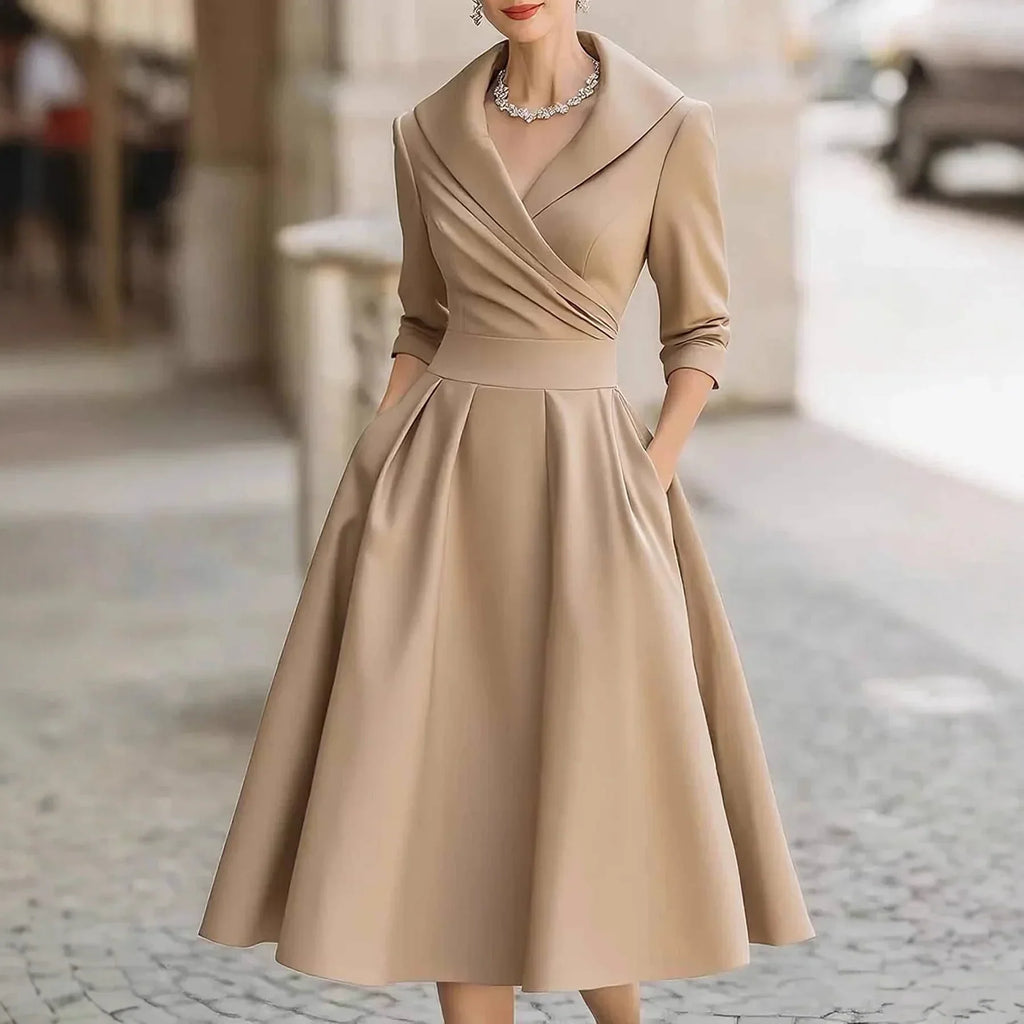 Ashley | Elegante Silhouette Midi Jurk