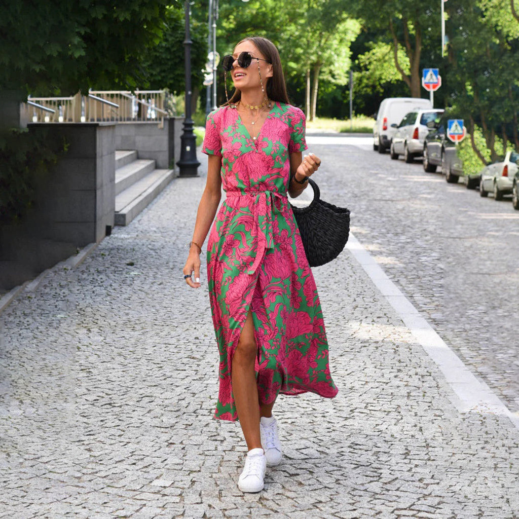 DEBORAH | KORTE MOUWEN BLOEMEN WIKKEL MIDI JURK
