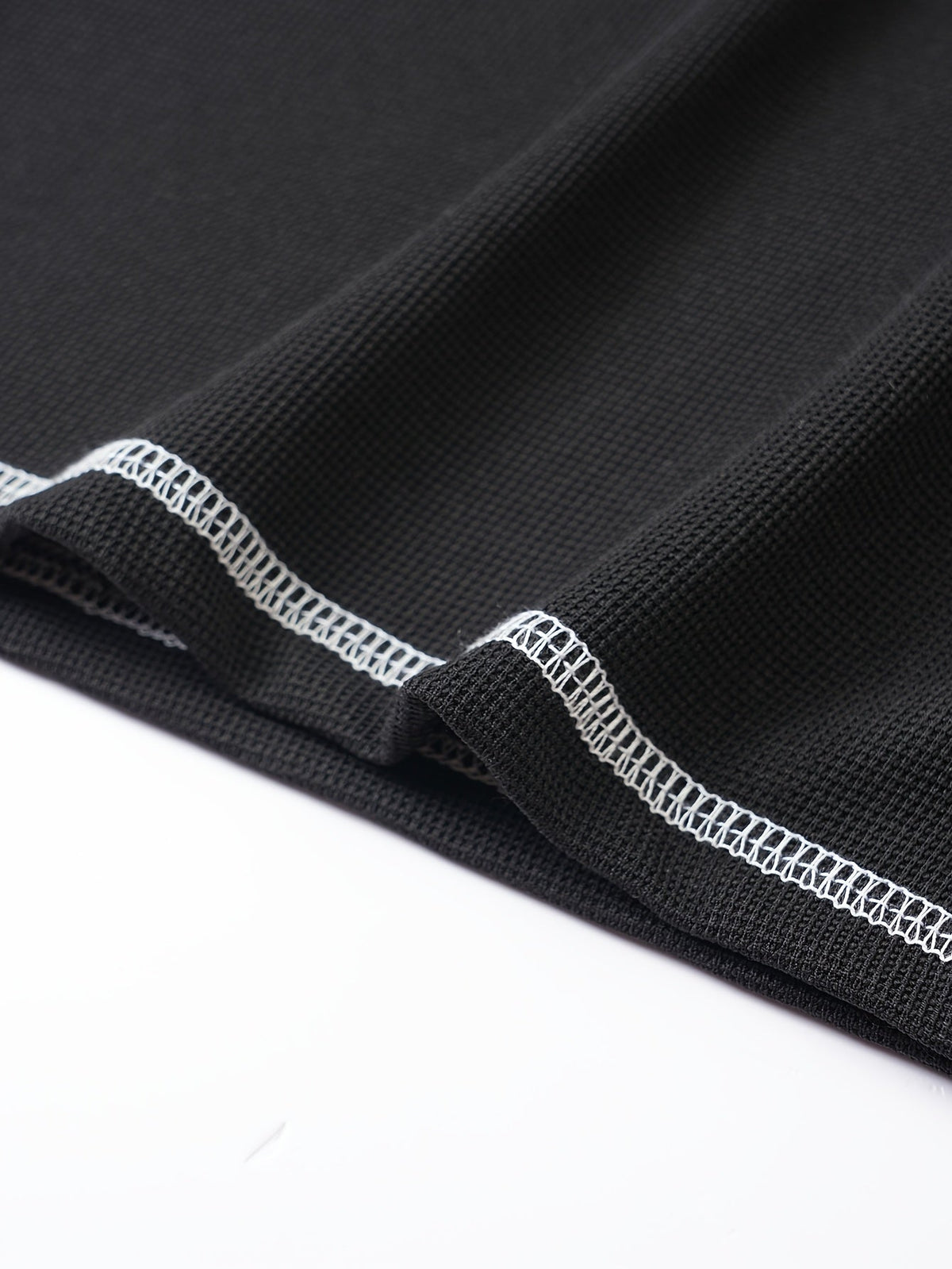 Maxwell | Getextureerde Knop-Hals T-shirt