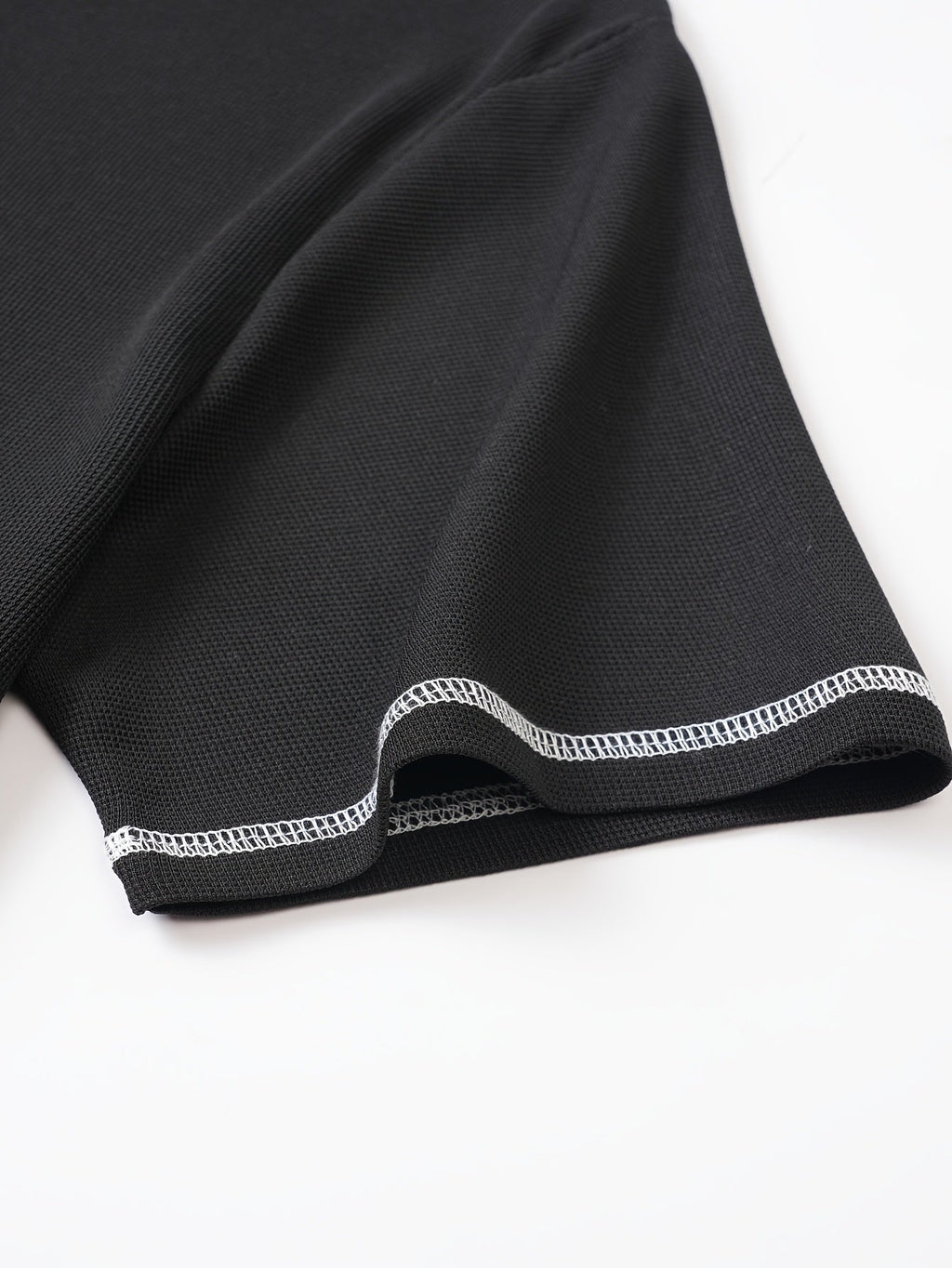 Maxwell | Getextureerde Knop-Hals T-shirt