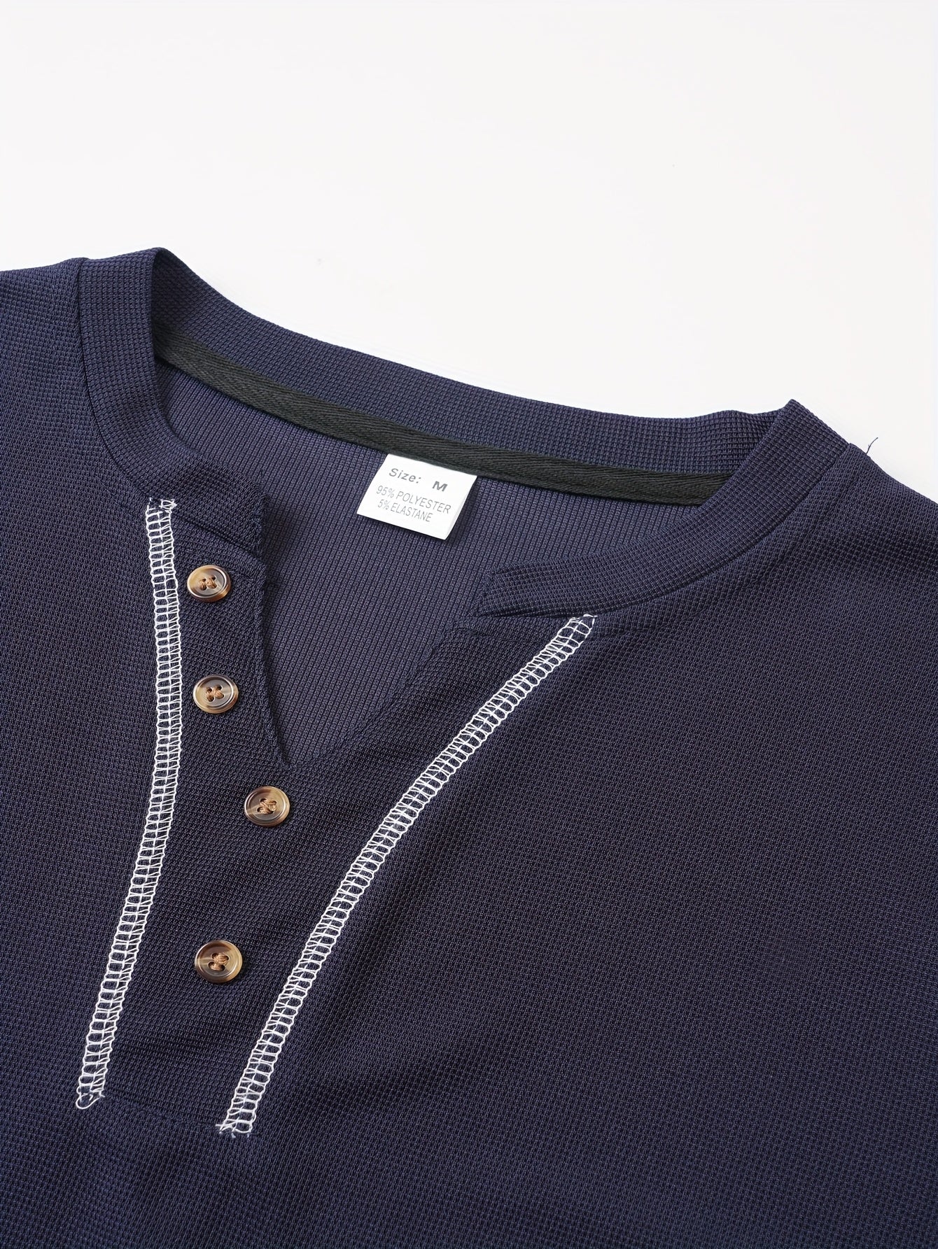 Maxwell | Getextureerde Knop-Hals T-shirt