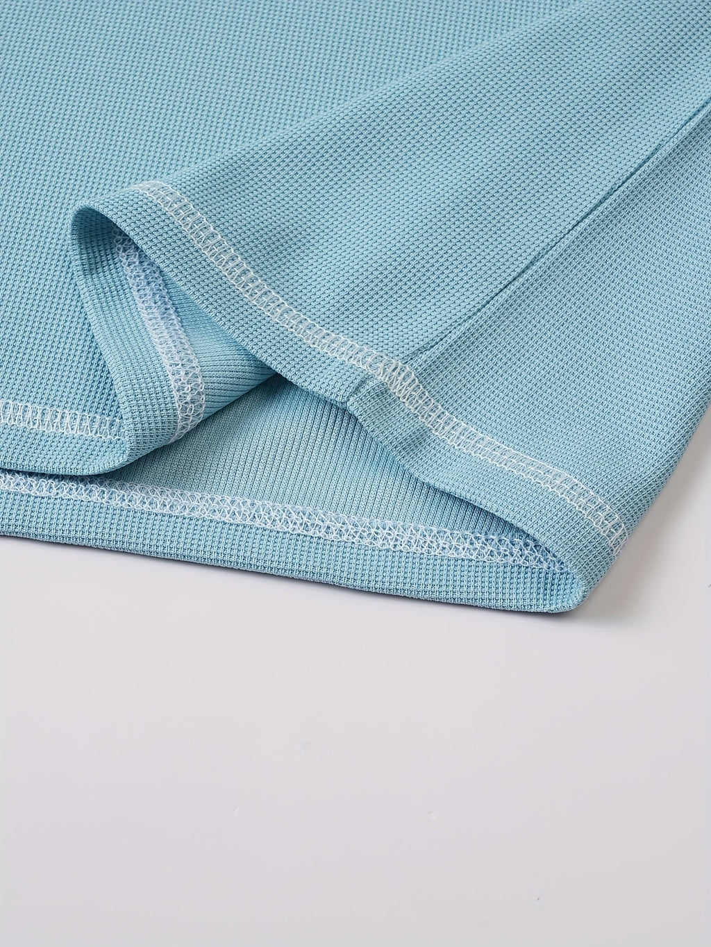 Maxwell | Getextureerde Knop-Hals T-shirt