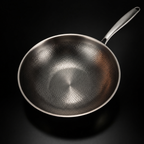Gehamerde Titanium wokpan met vlakke bodem