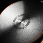 Gehamerde Titanium Pan