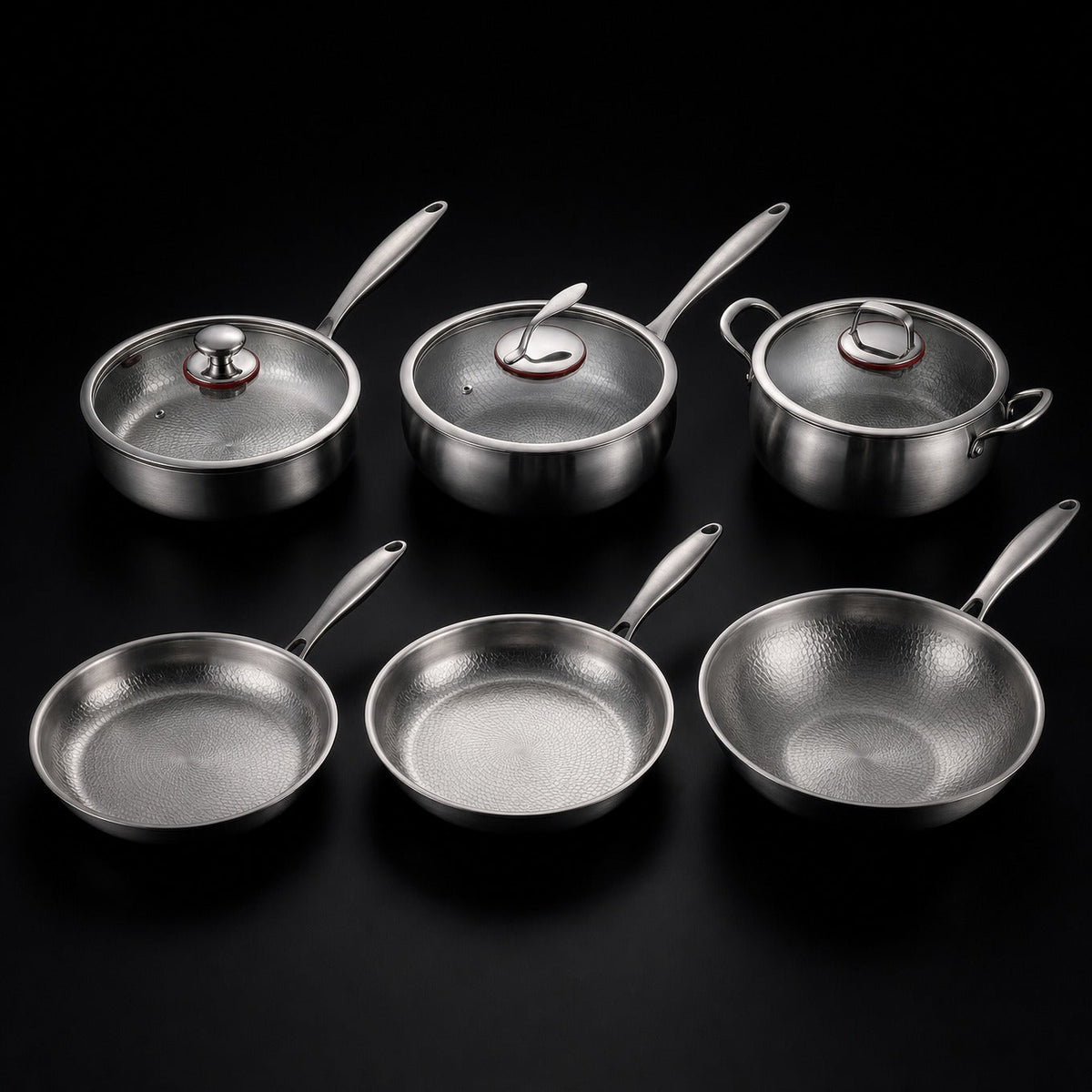 Gehamerde Titanium Keukenset met 3 Deksels (25, 28 & 30 cm)