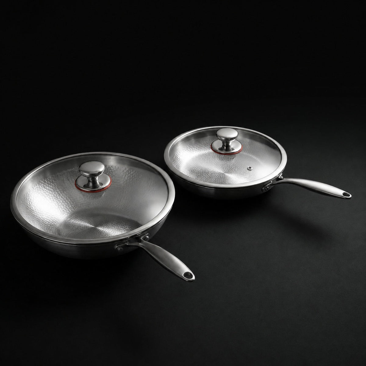 Handgehamerde Titanium Wok- & Koekenpannenset (26 cm) met Keukengerei