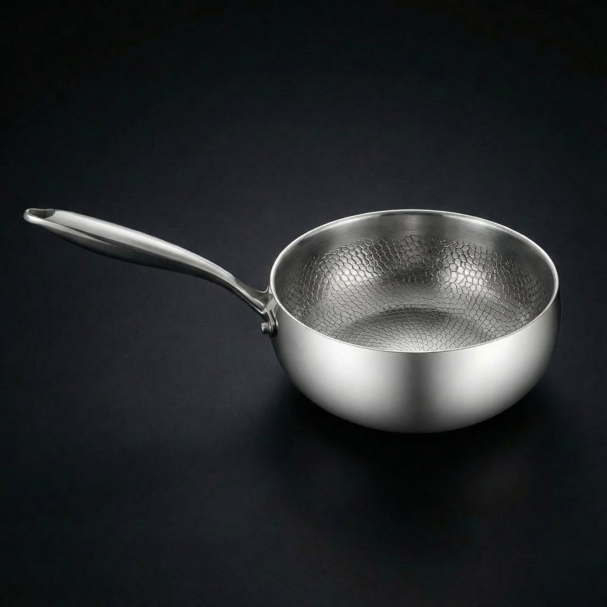 Gehamerde Titanium Pannen- & Hapjesset met Walnotenhouten Plank en Keukengerei